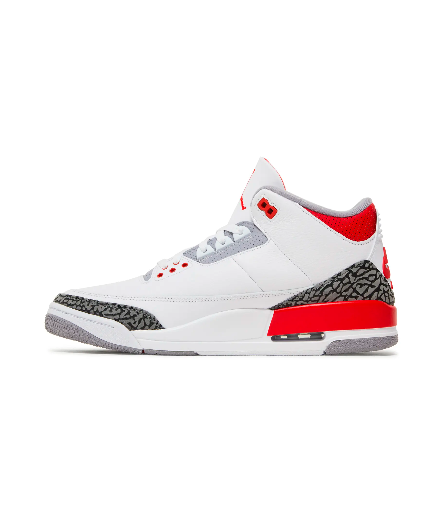 Air Jordan 3 Retro 'Fire Red' 2022