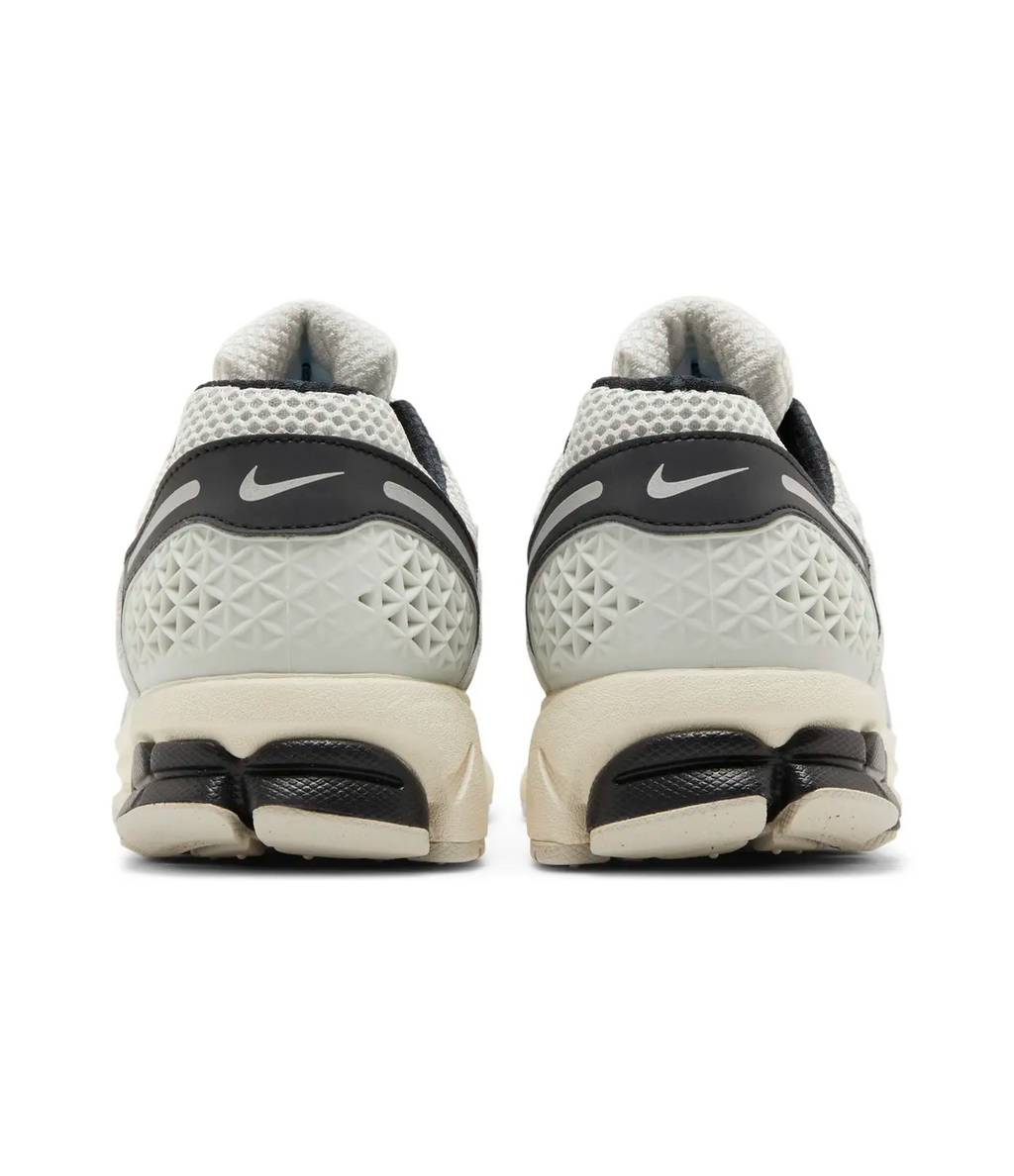 Nike Air Zoom Vomero 5 Supersonic
