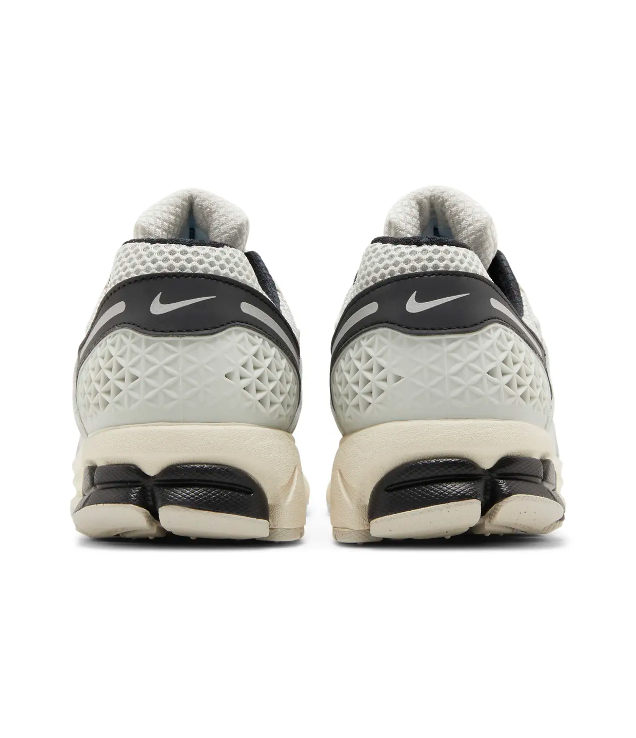 Nike Air Zoom Vomero 5 Supersonic
