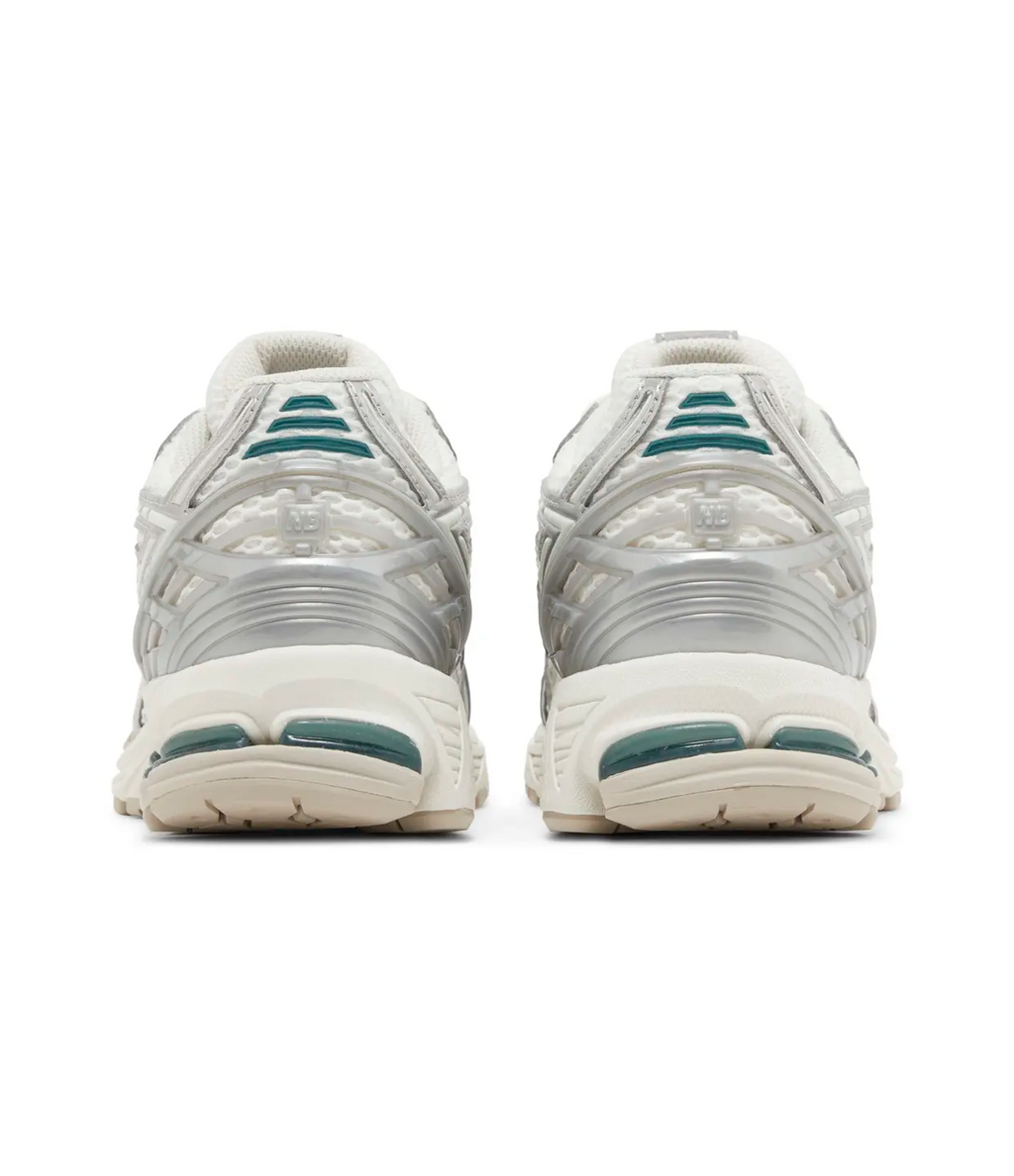 New Balance 1906R 'Silver Metallic Cream'