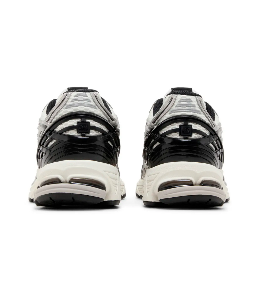 New Balance 1906R 'Silver Metallic Black'