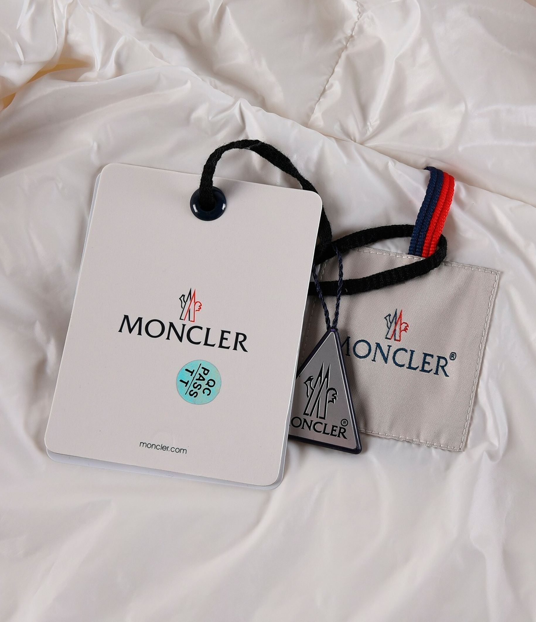 Moncler Salzman Down Jacket White